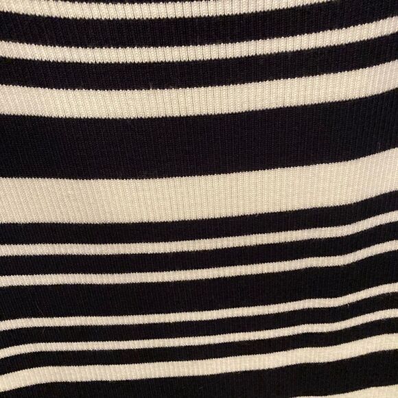 NWT J.O.A. Black and White Off the Shoulder Ribbed Bodycon MIDI Dress - Picture 4 of 7